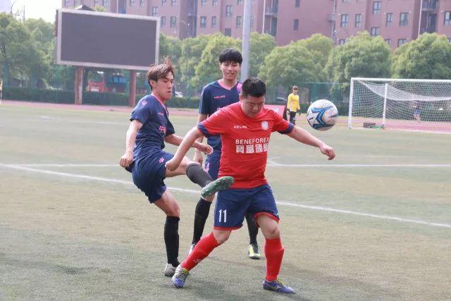 火箭大胜送鹈鹕8连败 灰熊轰155分送猛龙8连败